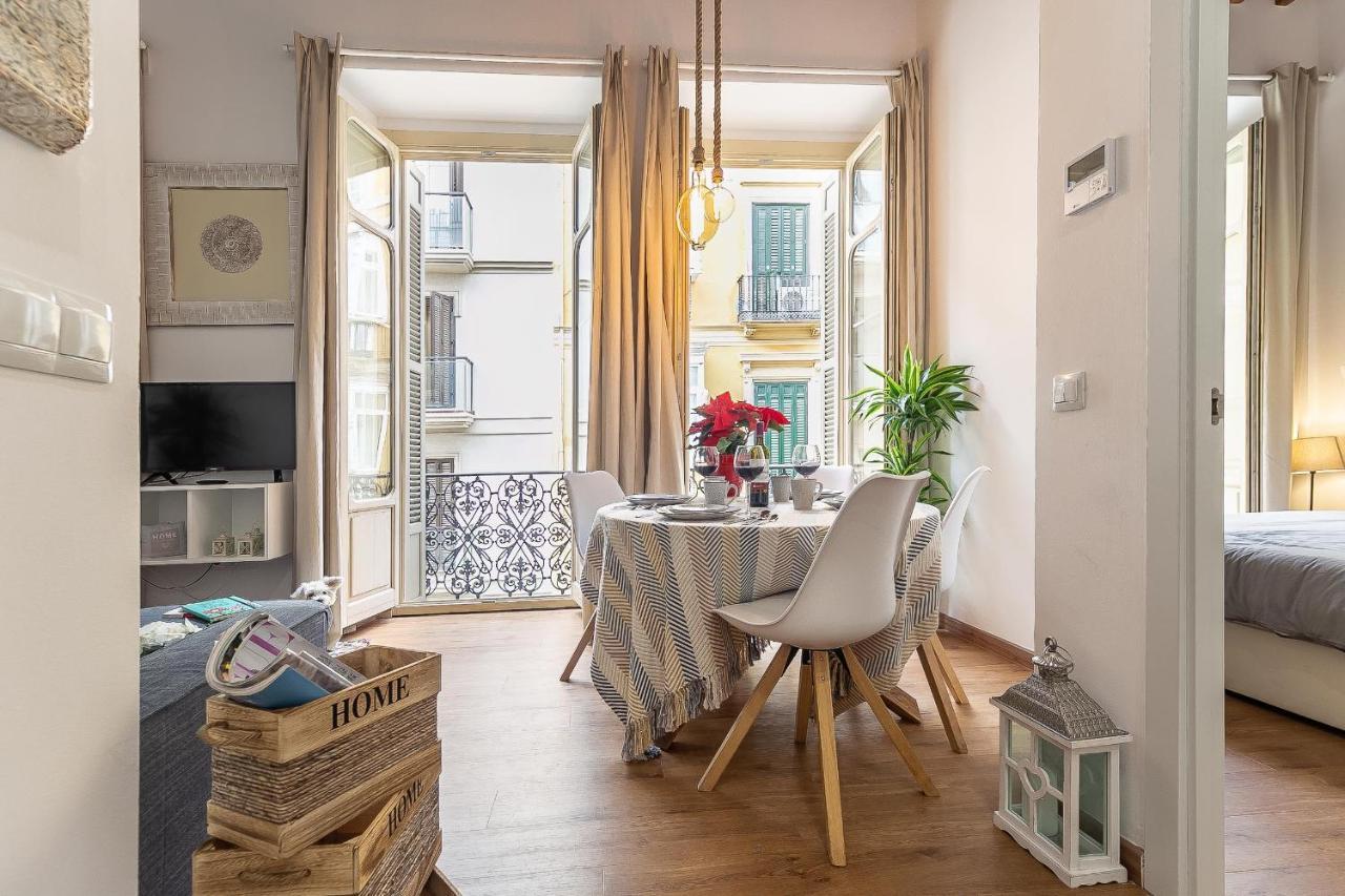 Deluxe Larios Malaga Center Apartment Bagian luar foto