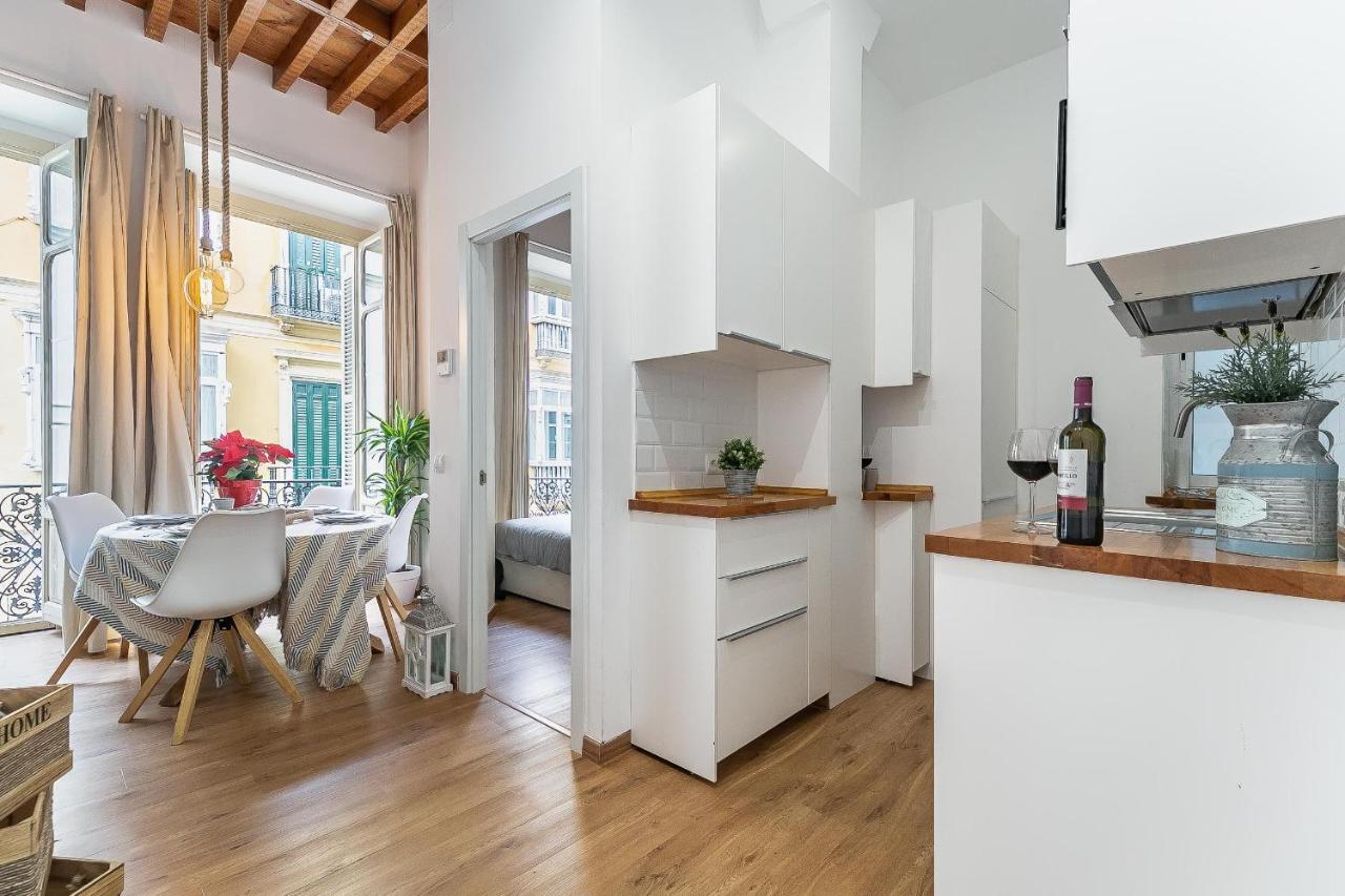 Deluxe Larios Malaga Center Apartment Bagian luar foto
