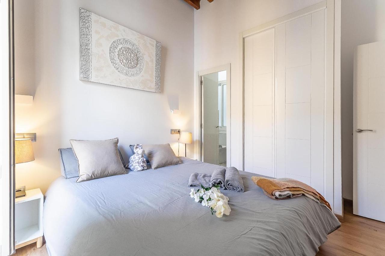 Deluxe Larios Malaga Center Apartment Bagian luar foto
