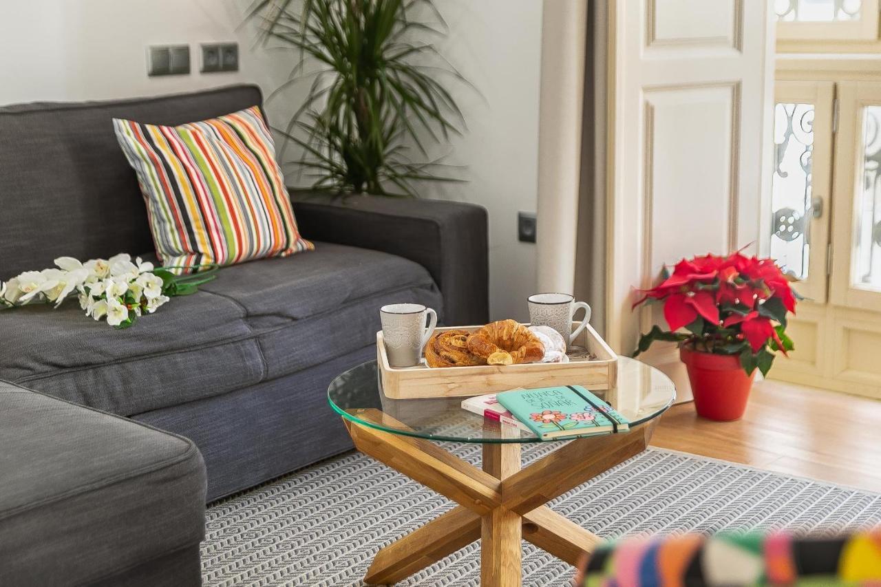 Deluxe Larios Malaga Center Apartment Bagian luar foto