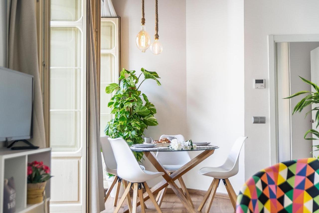 Deluxe Larios Malaga Center Apartment Bagian luar foto