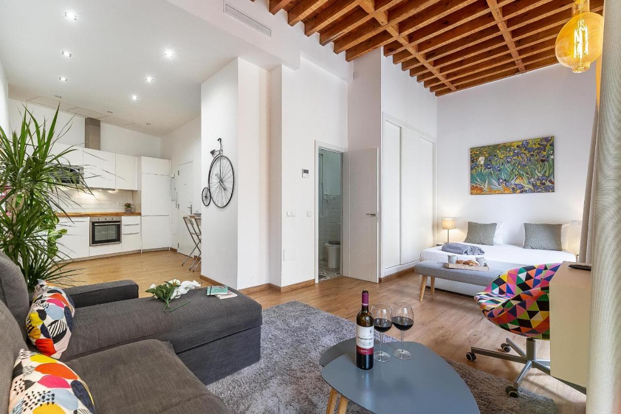 Deluxe Larios Malaga Center Apartment Bagian luar foto