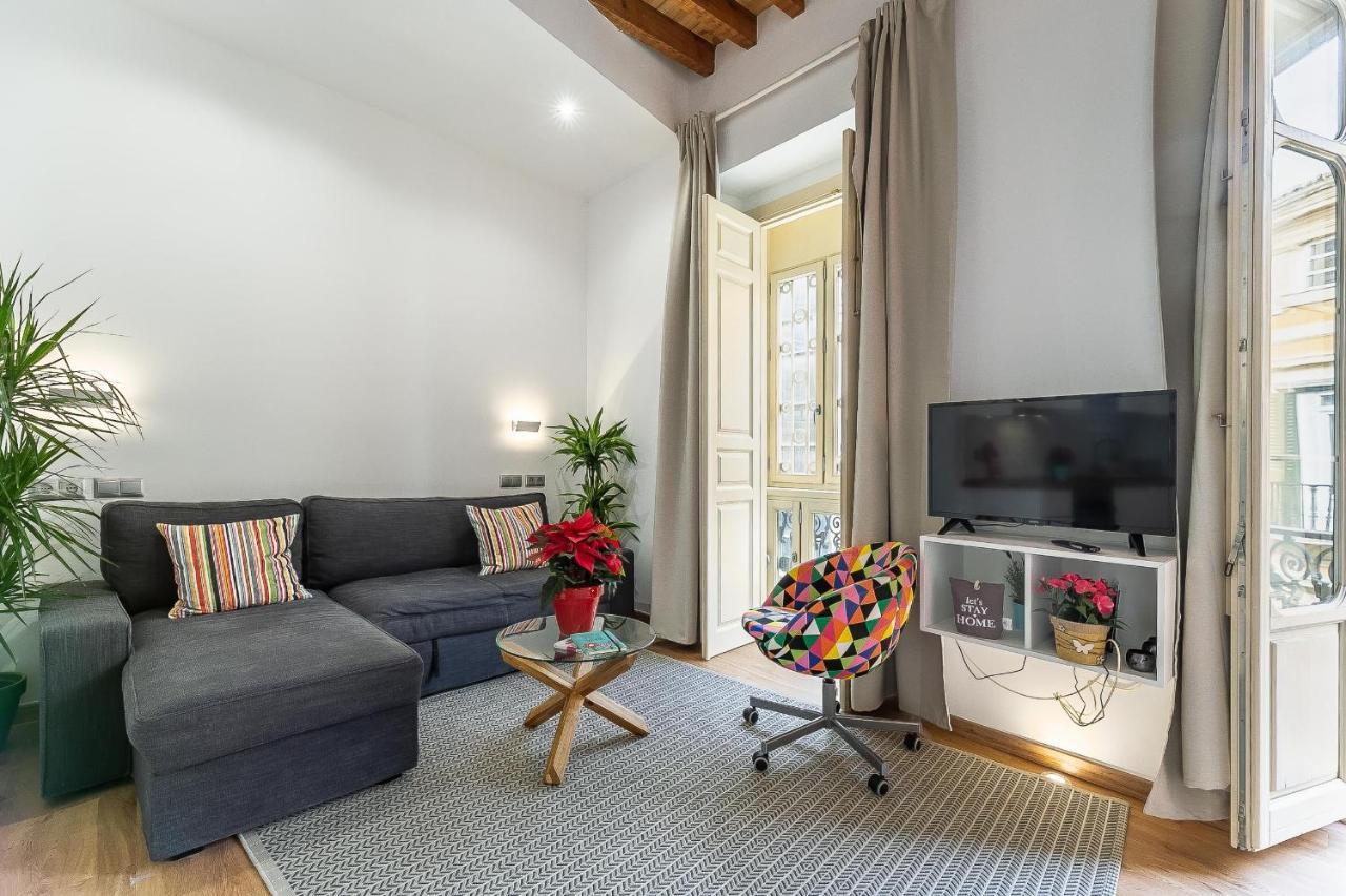 Deluxe Larios Malaga Center Apartment Bagian luar foto