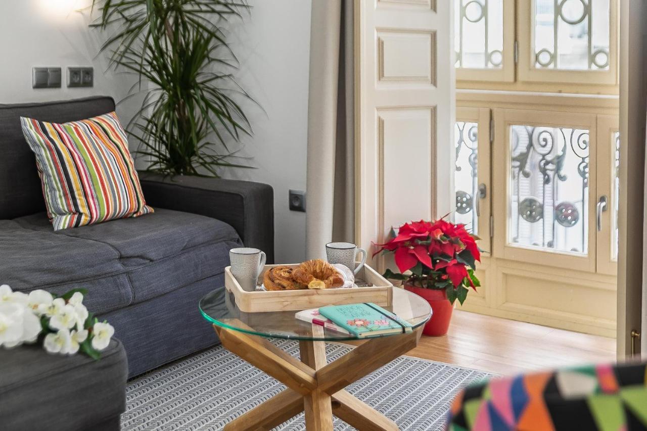 Deluxe Larios Malaga Center Apartment Bagian luar foto