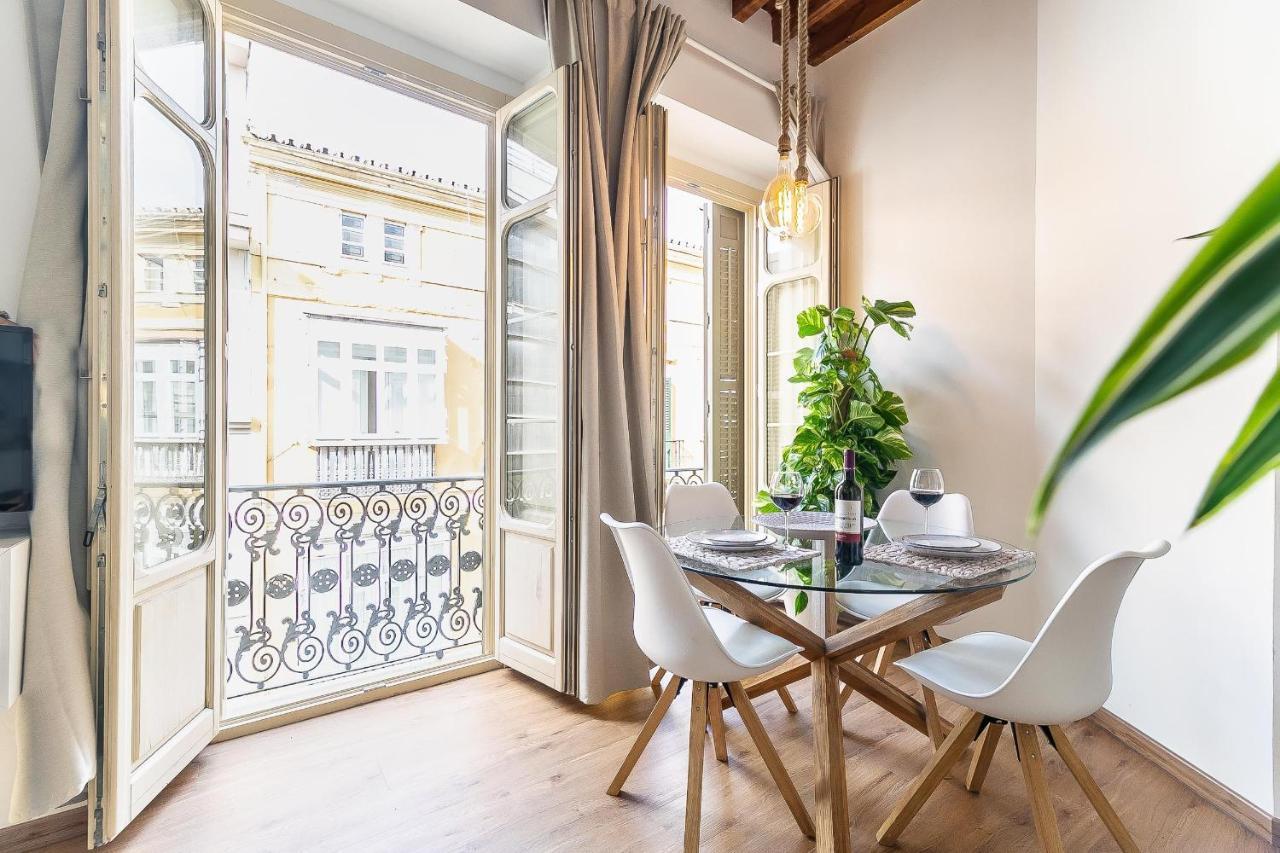 Deluxe Larios Malaga Center Apartment Bagian luar foto