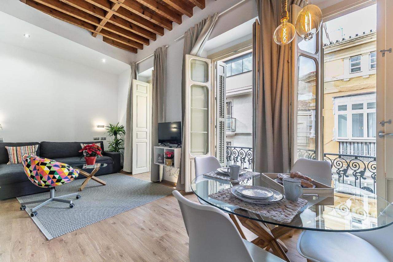 Deluxe Larios Malaga Center Apartment Bagian luar foto