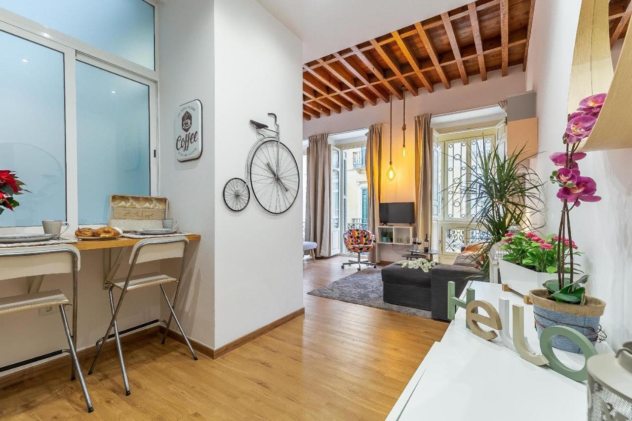 Deluxe Larios Malaga Center Apartment Bagian luar foto